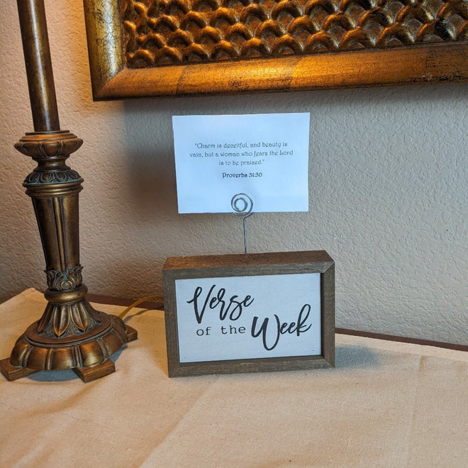"Verse of the Week" Holder | Farmhouse World