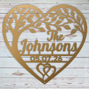 Personalized family wall decor with heart-shaped tree and custom family name