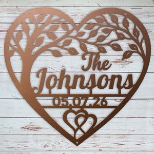 Personalized heart tree metal sign featuring family name wall decor