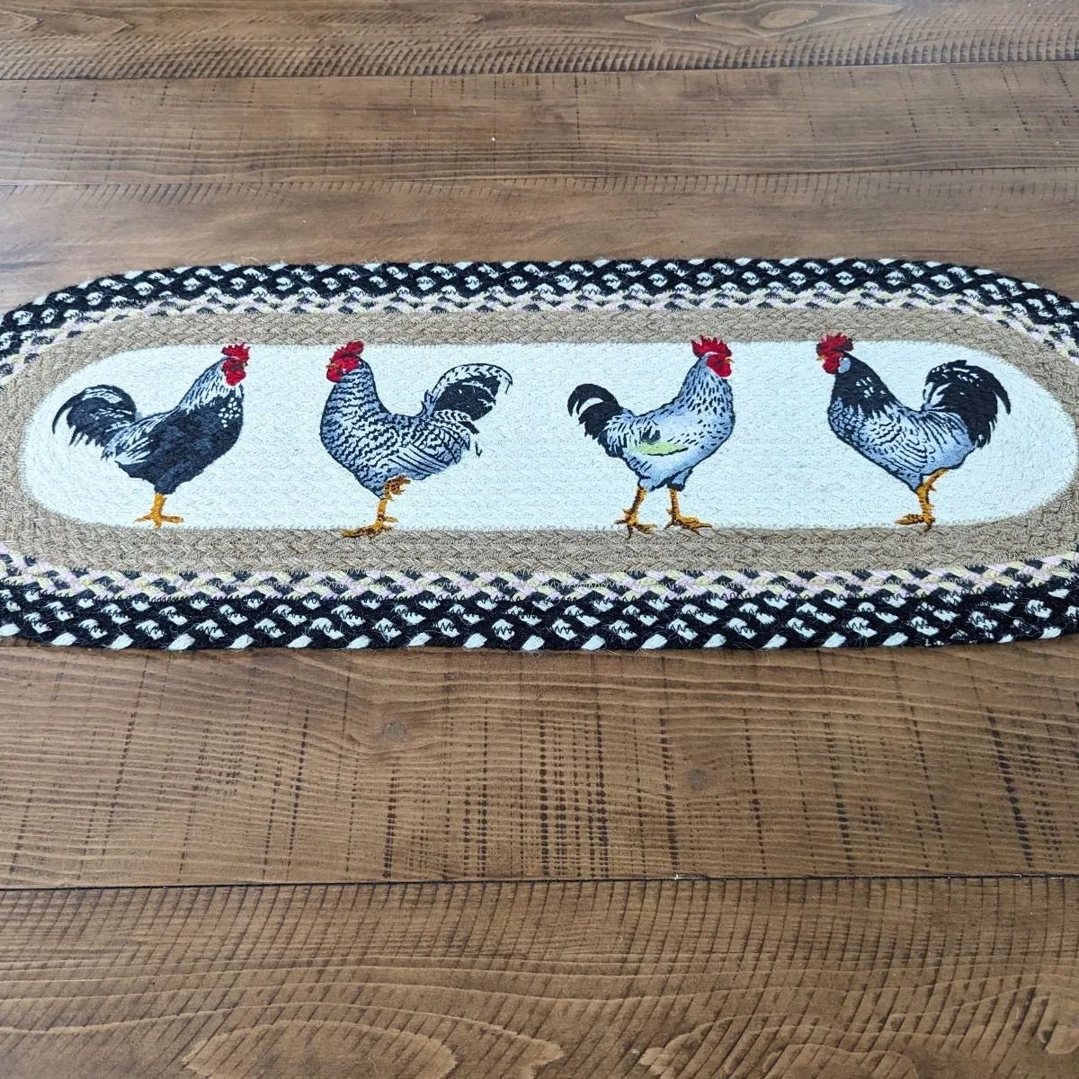Roosters Table Runner | Farmhouse World