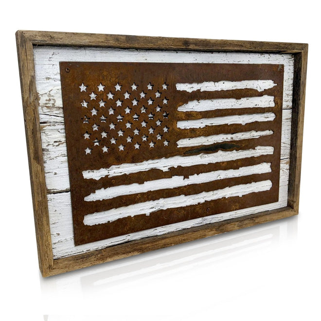 Rustic American Flag Wall Décor | Farmhouse World
